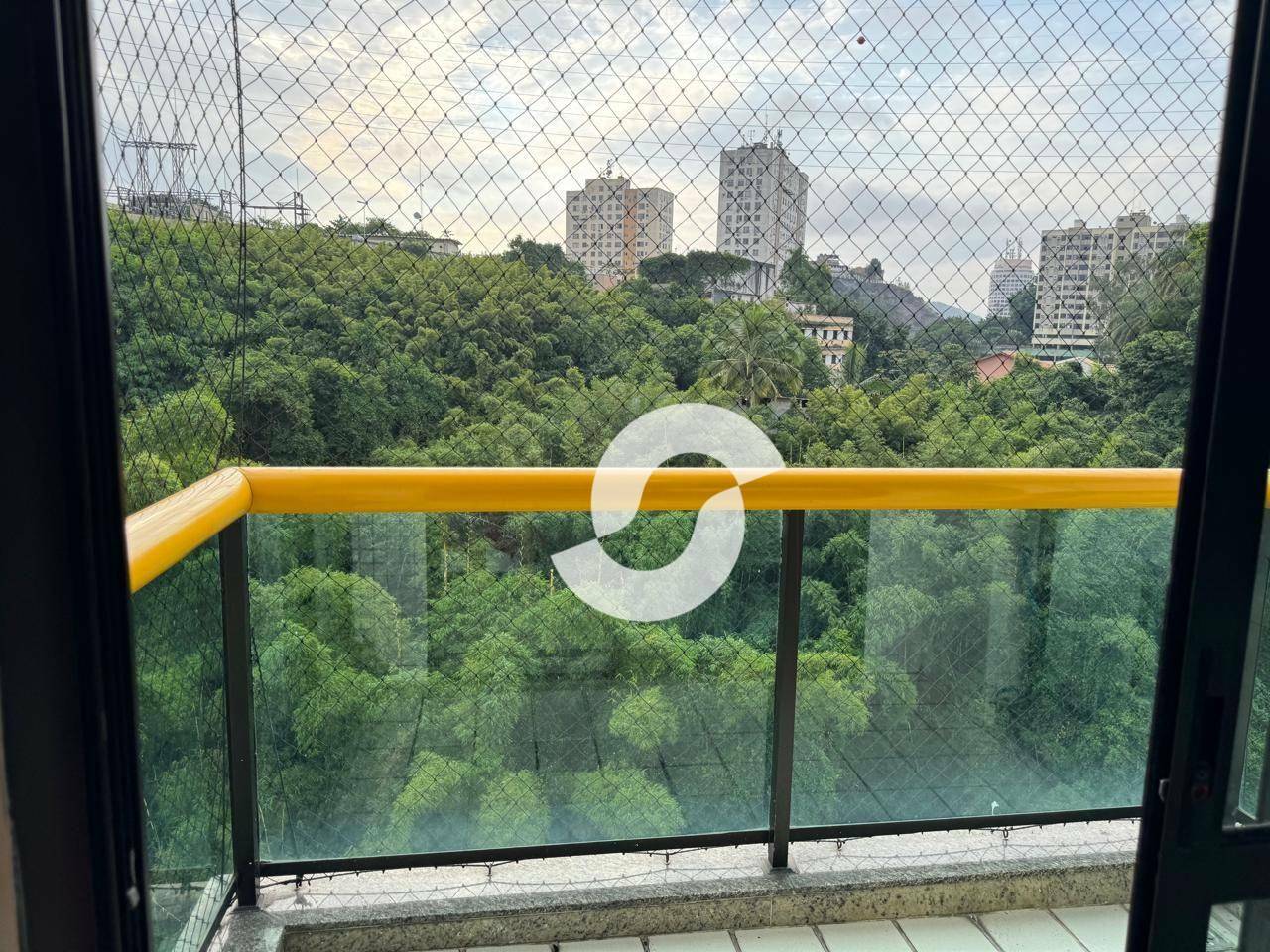  - Cobertura Duplex em um dos melhores Condomínios da Cidade, localizado no miolo de Icaraí