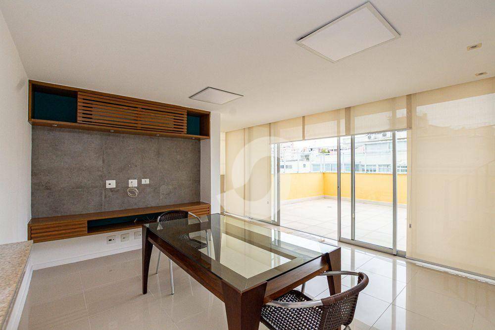 Cobertura à venda com 3 quartos, 196m² - Ingá,Niterói