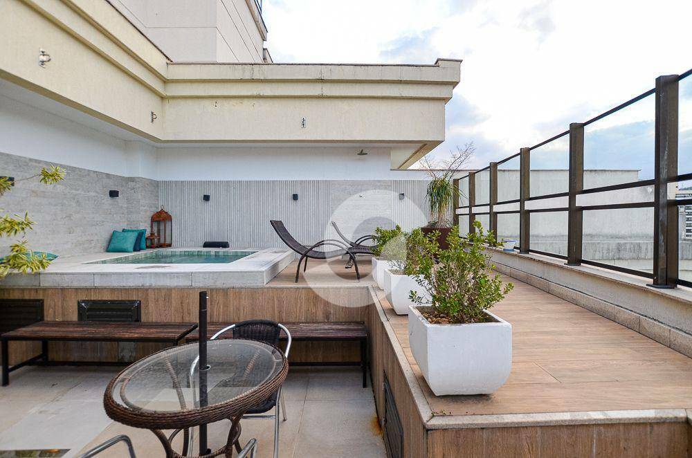 Cobertura à venda com 4 quartos, 279m² - Icaraí,Niterói