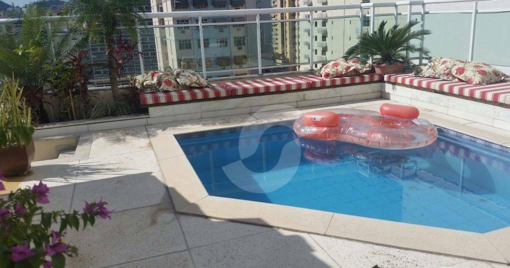 Cobertura à venda com 4 quartos, 230m² - Icaraí,Niterói