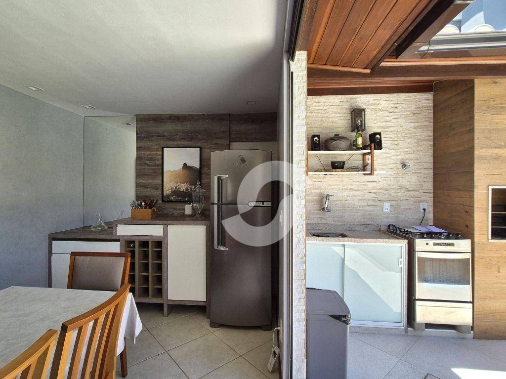  - SÃO FRANCISCO R$1.290.000 COBERTURA DUPLEX COM PISCINA, 4 QUARTOS (2 SUÍTES), VARANDA GOURMET, CHURRASQUEIRA E SOLARIUM - LINDA! PRONTA PARA MORAR!