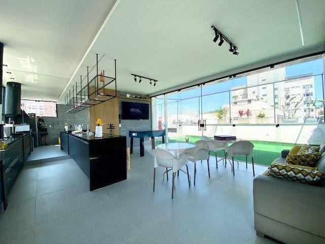 Cobertura à venda com 3 quartos, 270m² - Icaraí,Niterói