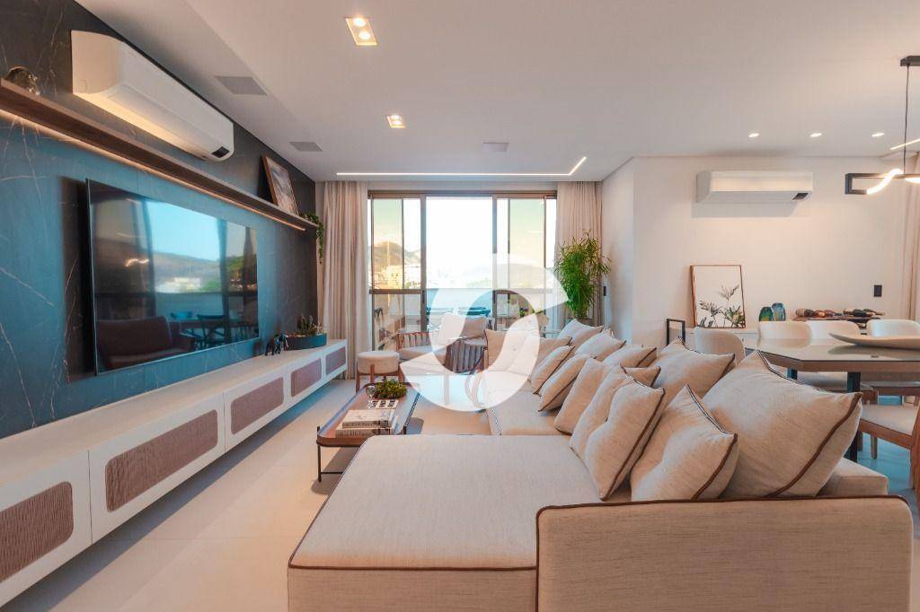 Cobertura à venda com 4 quartos, 304m² - Camboinhas,Niterói