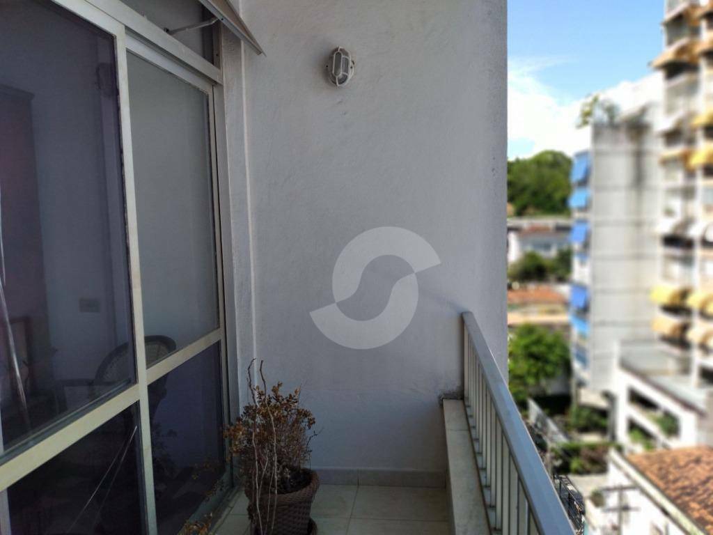 Cobertura à venda com 3 quartos, 170m² - São Domingos,Niterói