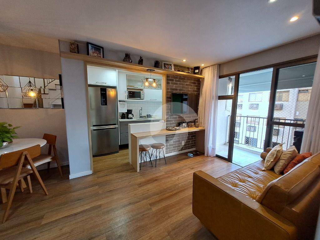 Cobertura à venda com 3 quartos, 140m² - Gragoatá,Niterói