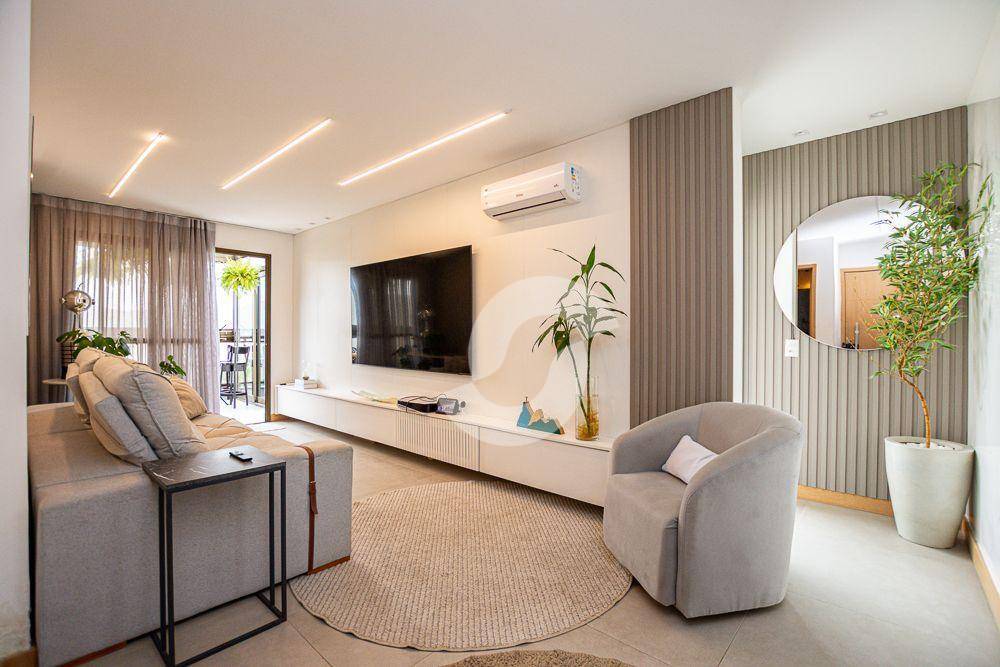 Cobertura à venda com 2 quartos, 128m² - Piratininga,Niterói