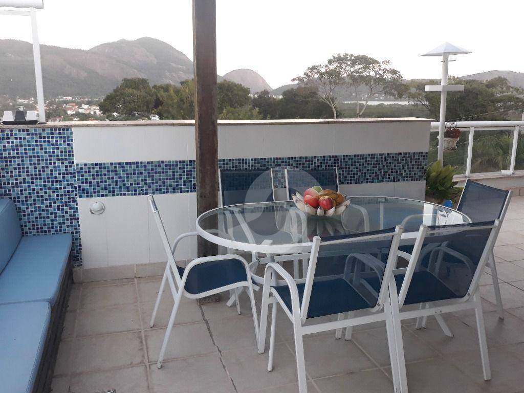 Cobertura à venda com 3 quartos, 212m² - Itaipu,Niterói