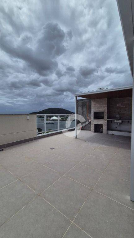 Cobertura à venda com 3 quartos, 202m² - São Domingos,Niterói