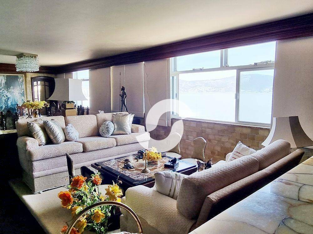Cobertura à venda com 5 quartos, 307m² - Ingá,Niterói
