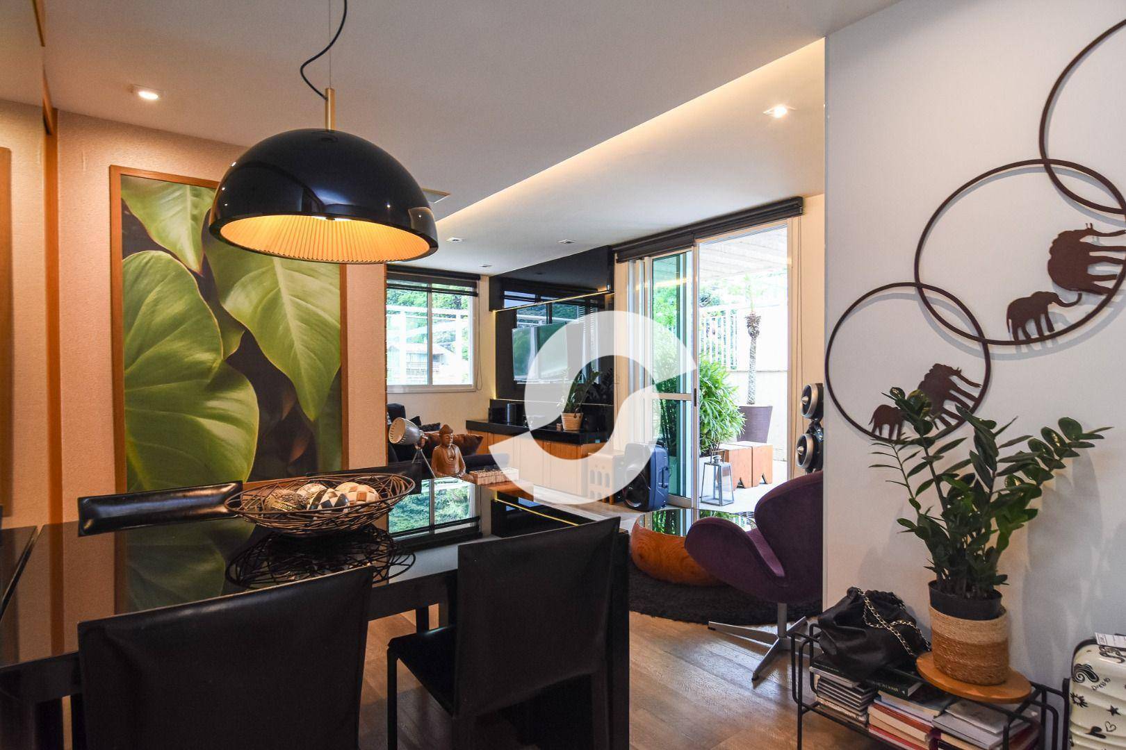 Cobertura à venda com 3 quartos, 210m² - Santa Rosa,Niterói