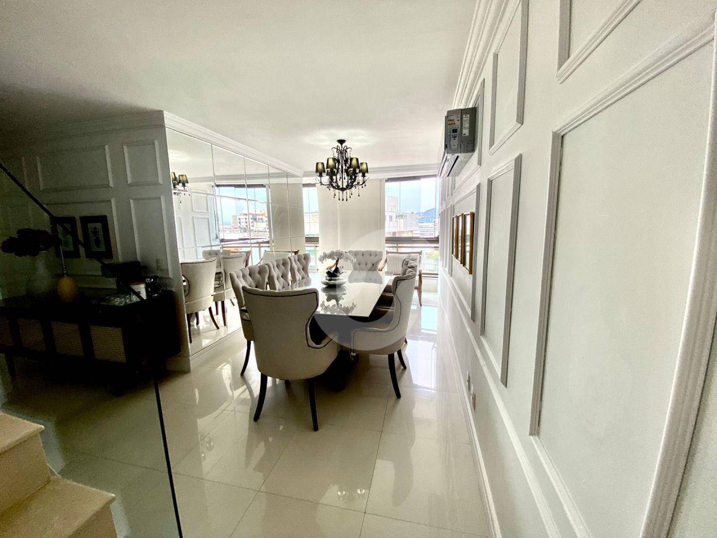 Cobertura à venda com 4 quartos, 226m² - Vital Brasil,Niterói