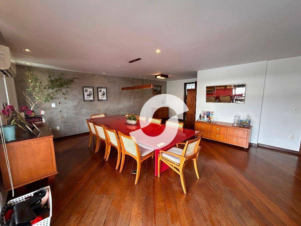 Cobertura à venda com 4 quartos, 514m² - Ingá,Niterói