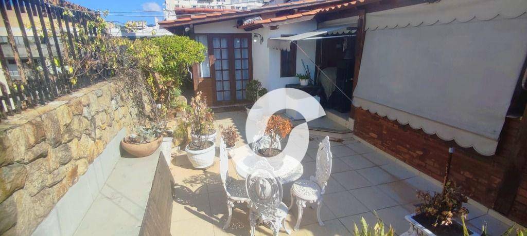 Cobertura à venda com 4 quartos, 210m² - Icaraí,Niterói