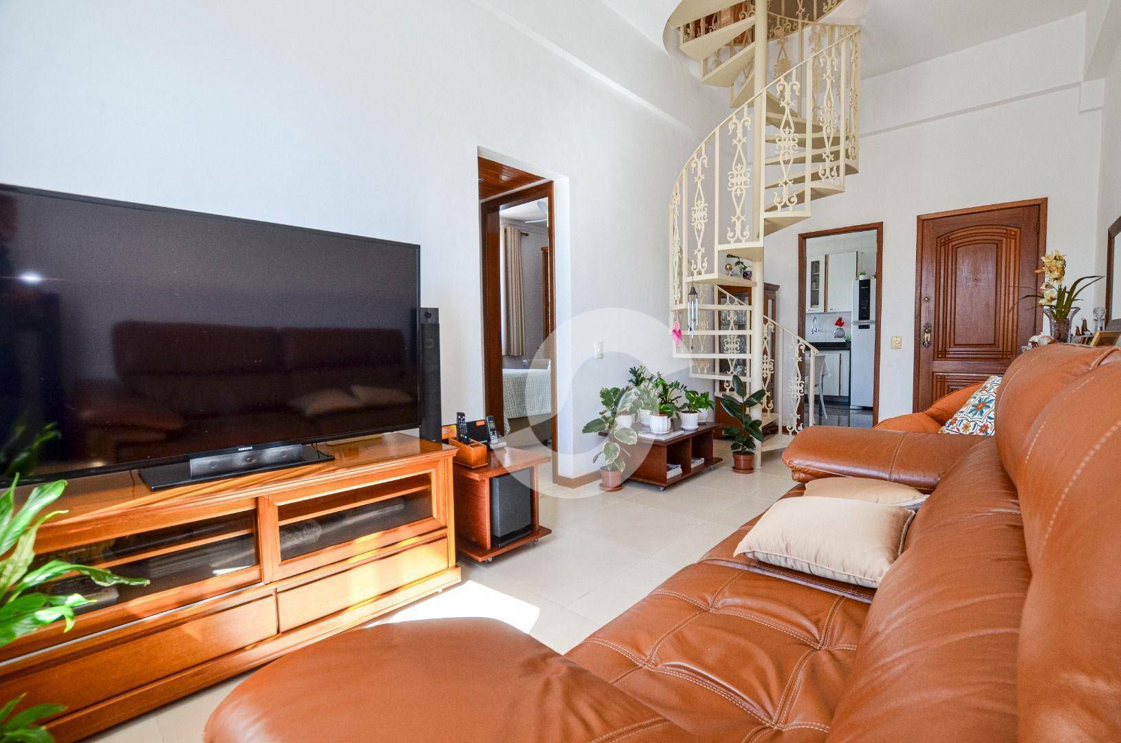 Cobertura à venda com 2 quartos, 122m² - Icaraí,Niterói