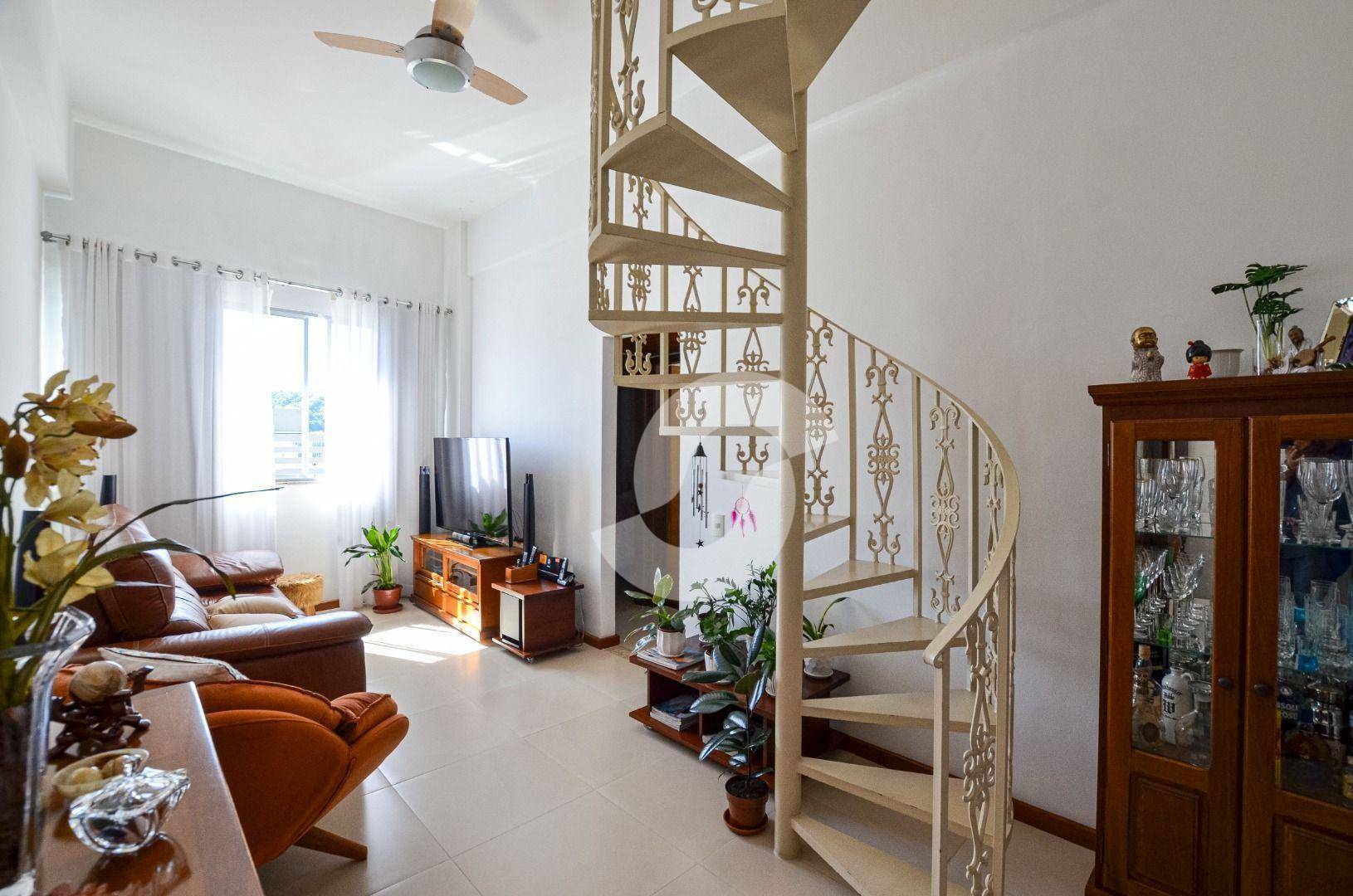 Cobertura à venda com 2 quartos, 122m² - Icaraí,Niterói