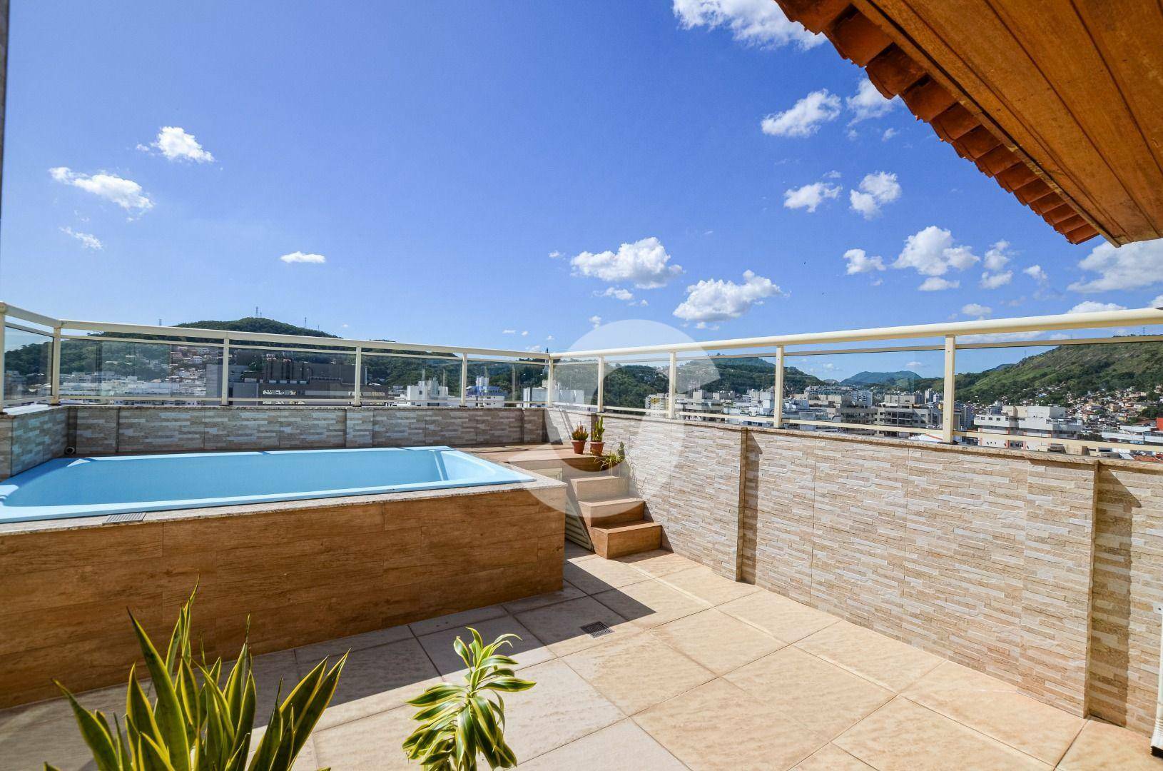 Cobertura à venda com 2 quartos, 122m² - Icaraí,Niterói