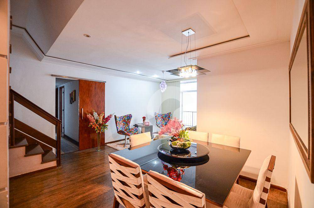 Cobertura à venda com 2 quartos, 245m² - Icaraí,Niterói