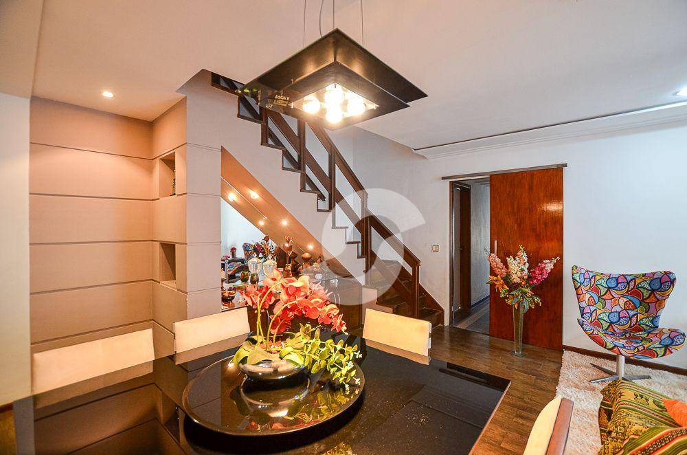 Cobertura à venda com 2 quartos, 245m² - Icaraí,Niterói