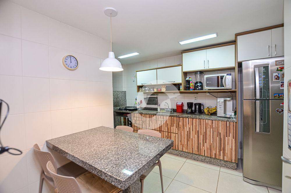  - Cobertura com 3 dormitórios à venda, 180 m² por R$ 1.090.000,00 - Itaipu - Niterói/RJ