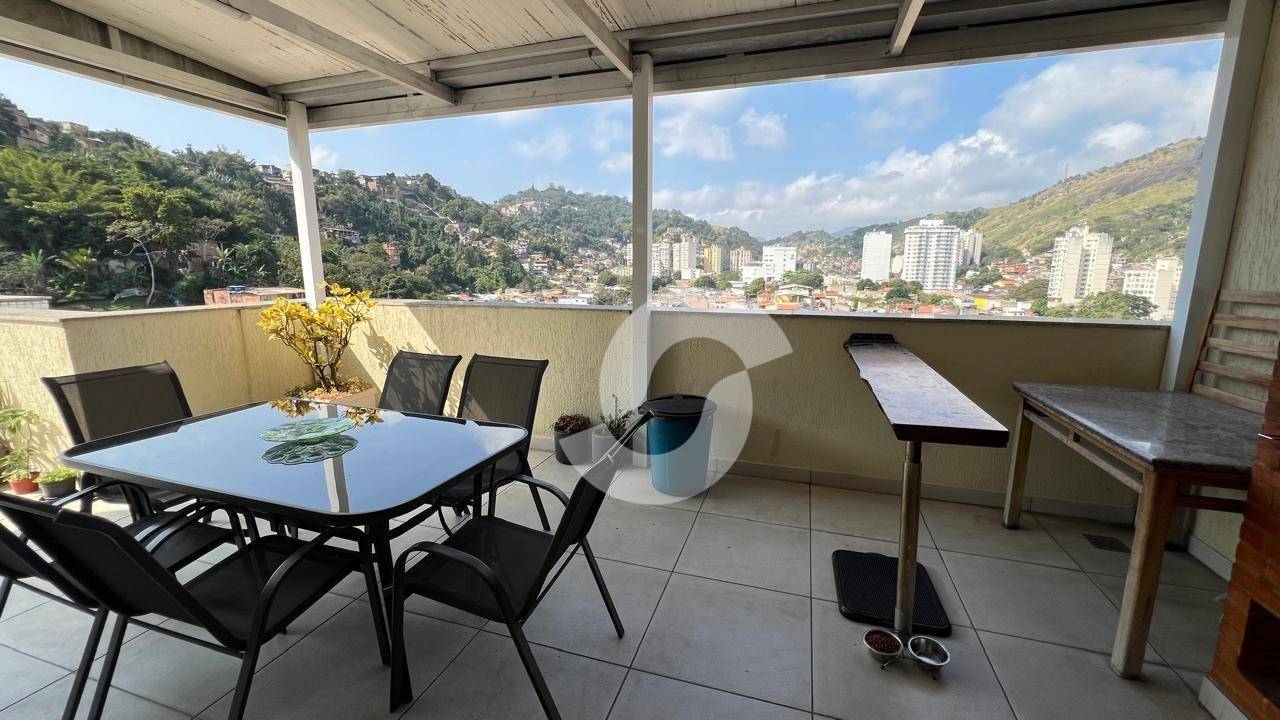 Cobertura à venda com 3 quartos, 169m² - Santa Rosa,Niterói