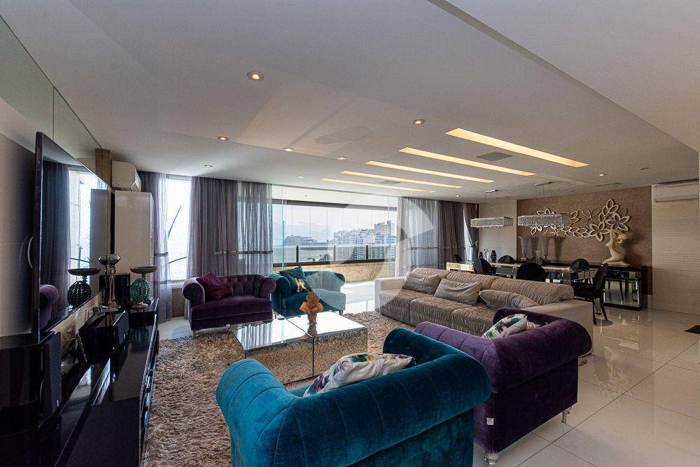 Cobertura à venda com 5 quartos, 550m² - Icaraí,Niterói