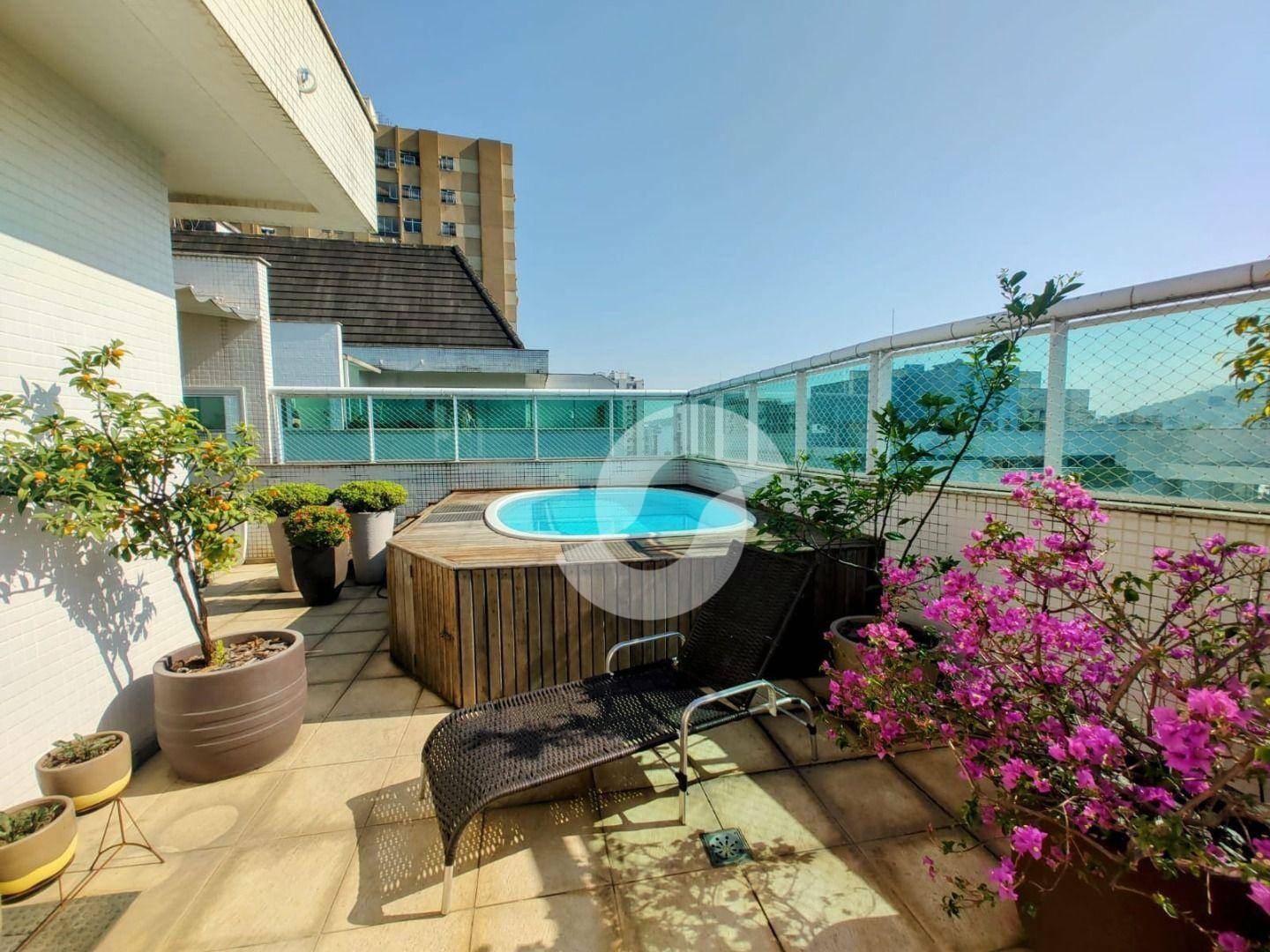 Cobertura à venda com 4 quartos, 267m² - Icaraí,Niterói