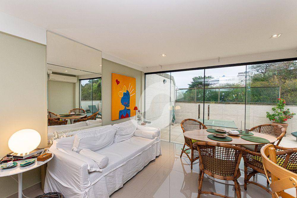 Cobertura à venda com 1 quarto, 111m² - Ingá,Niterói