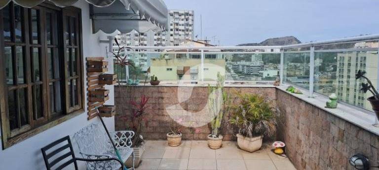 Cobertura à venda com 3 quartos, 97m² - Fonseca,Niterói