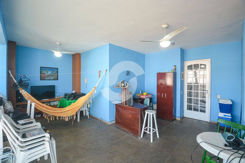 Cobertura à venda com 3 quartos, 175m² - Santa Rosa,Niterói