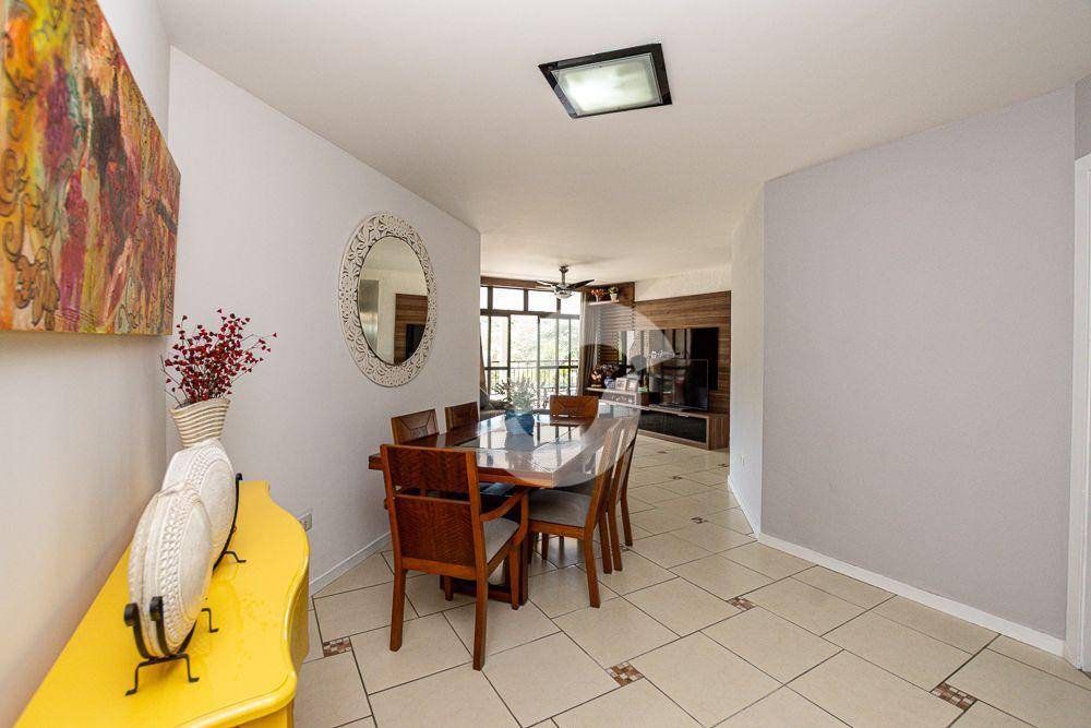 Cobertura à venda com 4 quartos, 252m² - Piratininga,Niterói