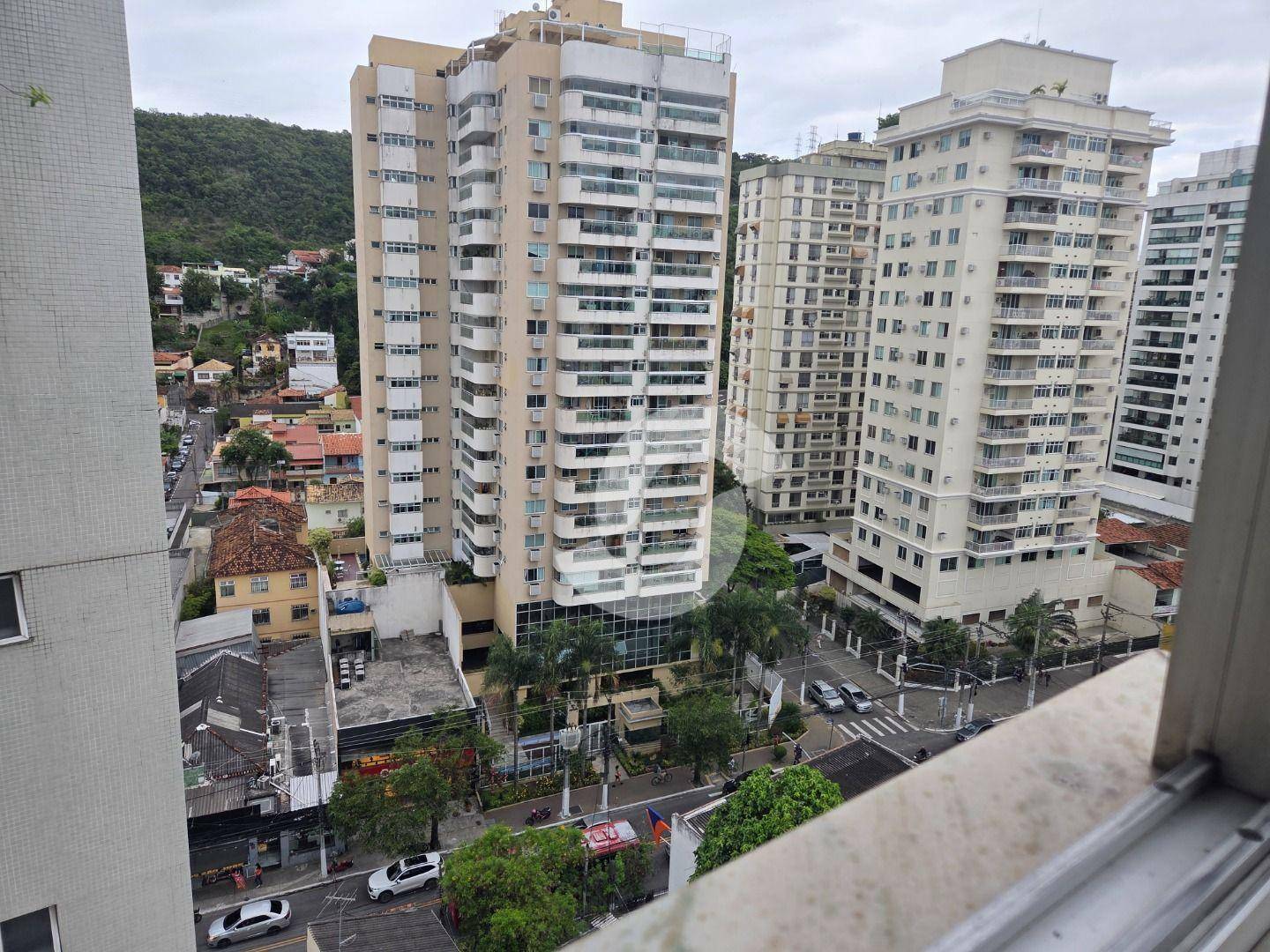Cobertura à venda com 3 quartos, 142m² - Santa Rosa,Niterói
