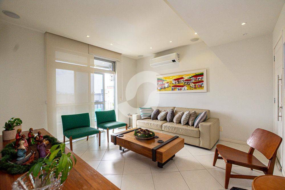 Cobertura à venda com 3 quartos, 210m² - São Domingos,Niterói