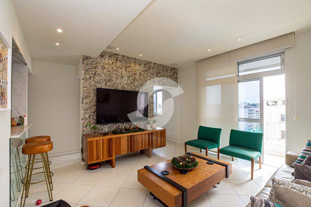 Cobertura à venda com 3 quartos, 210m² - São Domingos,Niterói