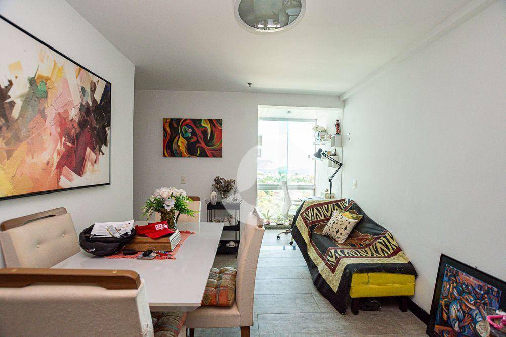 Cobertura à venda com 2 quartos, 82m² - Camboinhas,Niterói