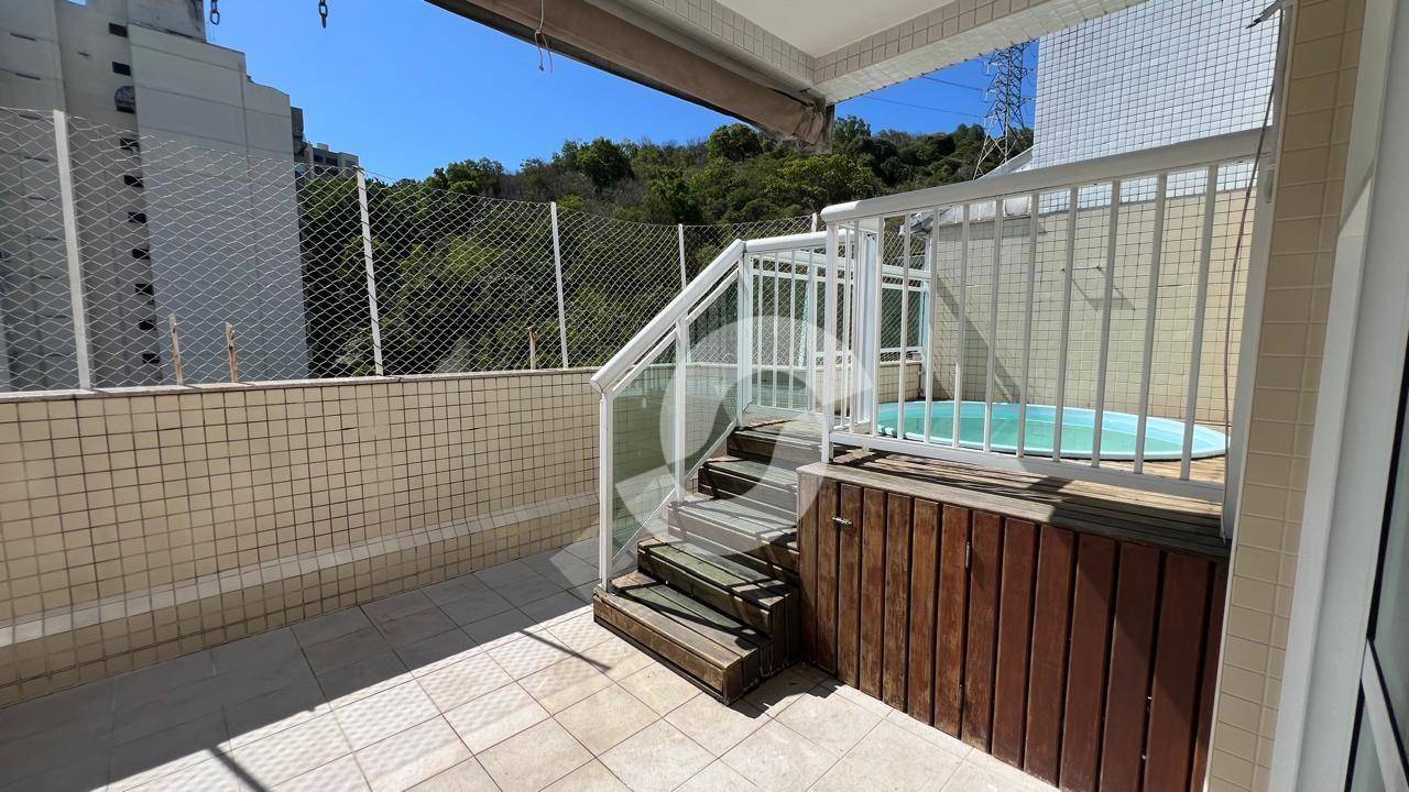 Cobertura à venda com 3 quartos, 171m² - Ingá,Niterói
