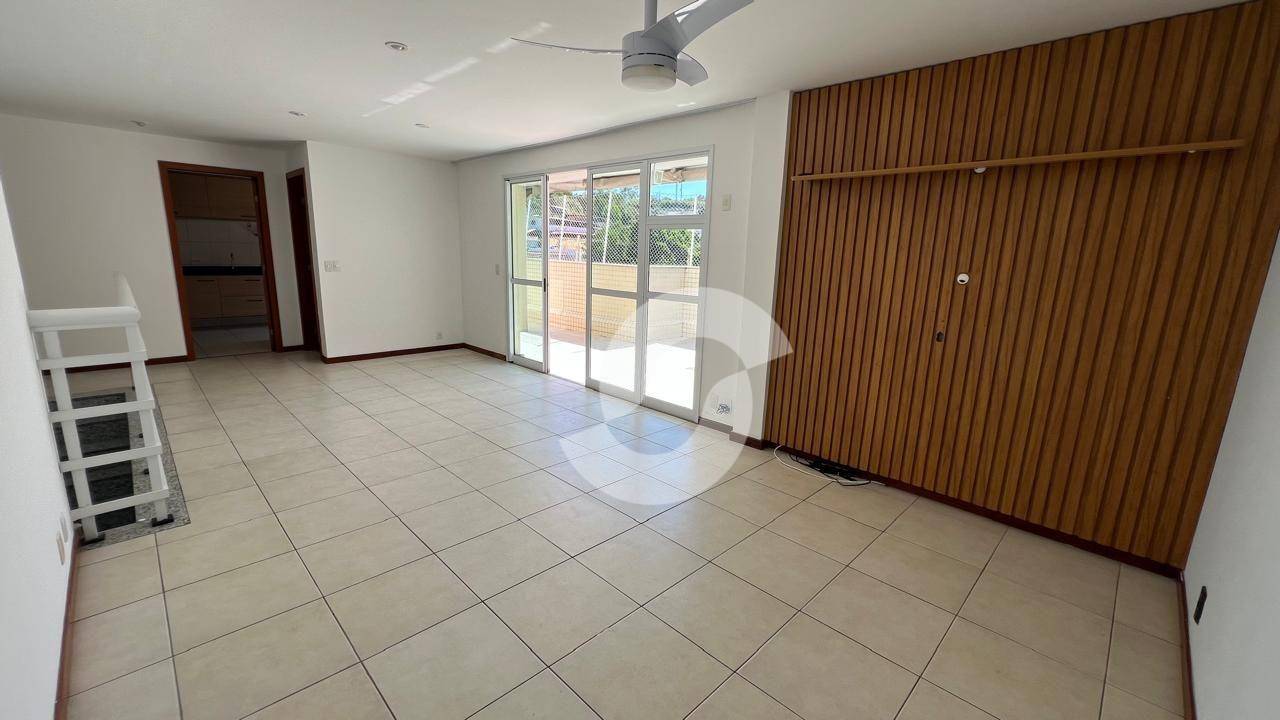 Cobertura à venda com 3 quartos, 171m² - Ingá,Niterói