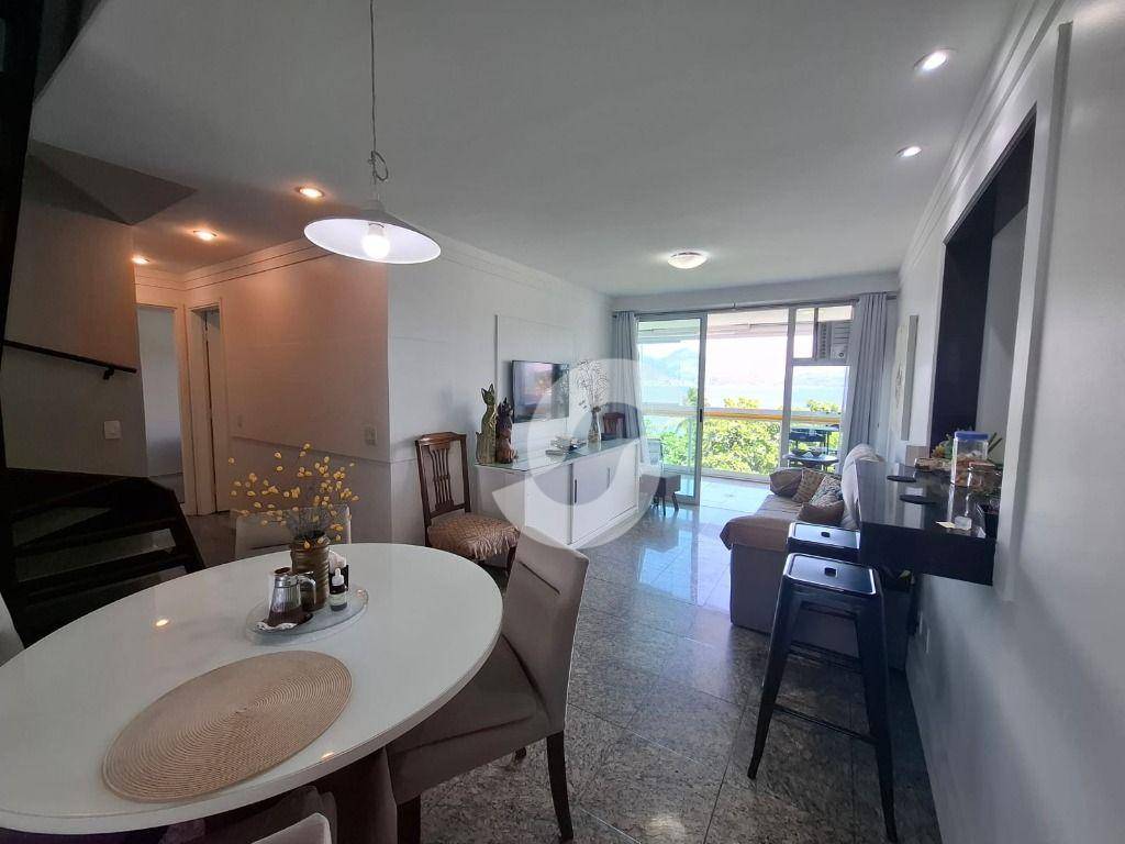 Cobertura à venda com 2 quartos, 180m² - São Francisco,Niterói