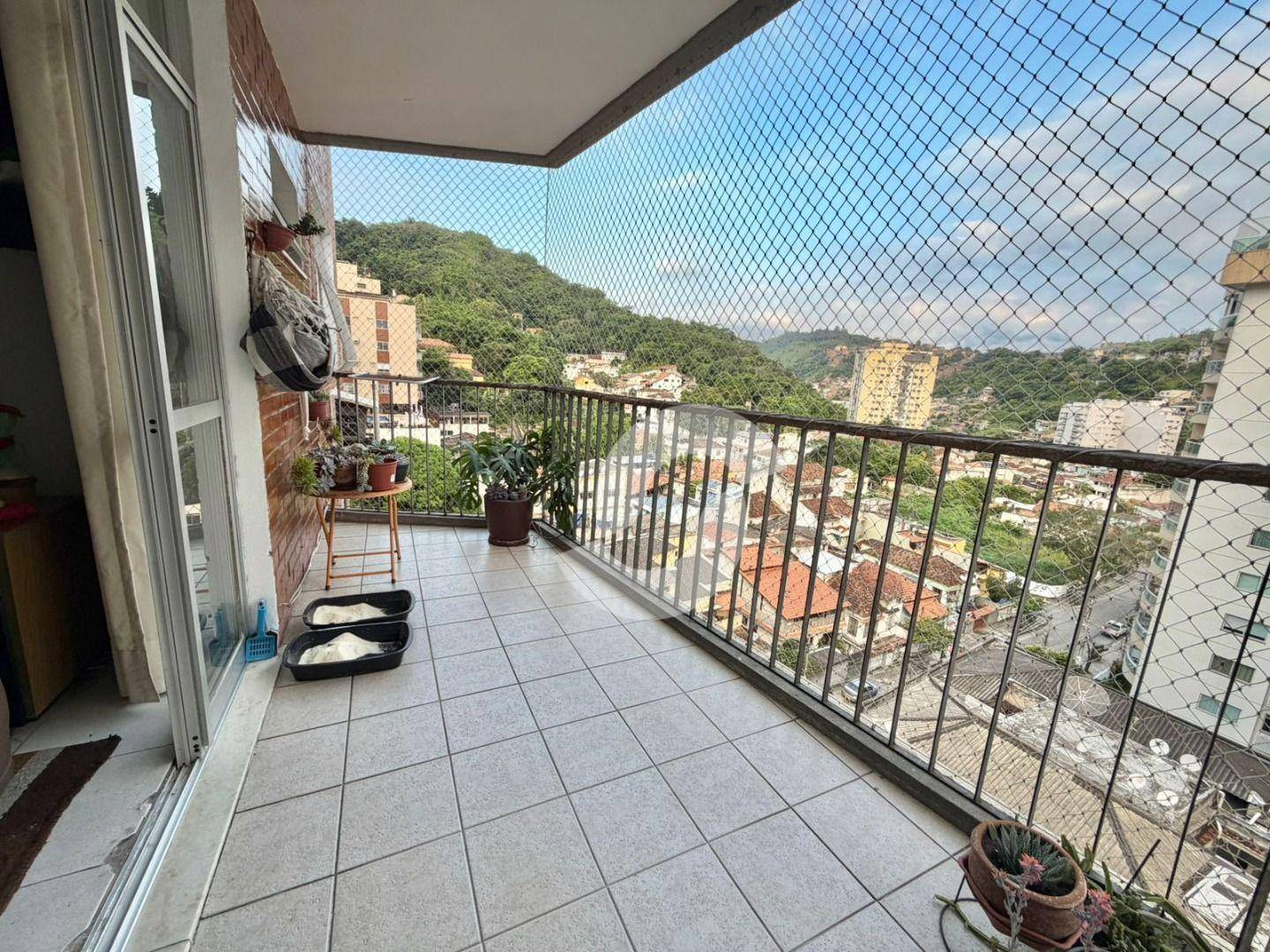 Cobertura à venda com 3 quartos, 140m² - Santa Rosa,Niterói