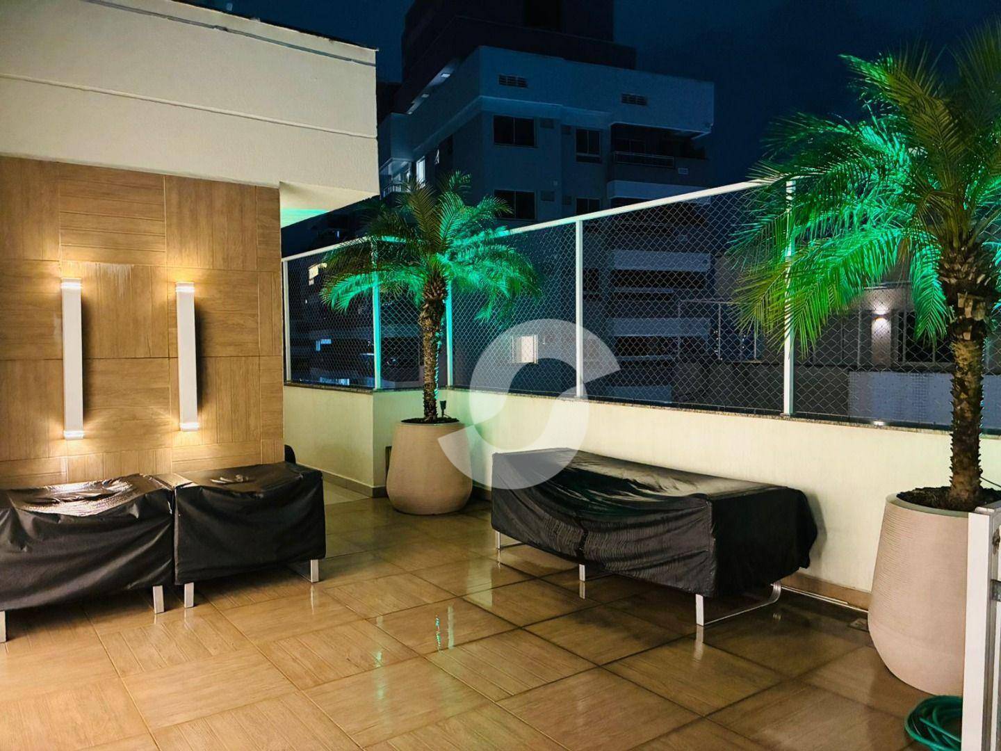 Cobertura à venda com 3 quartos, 240m² - Santa Rosa,Niterói
