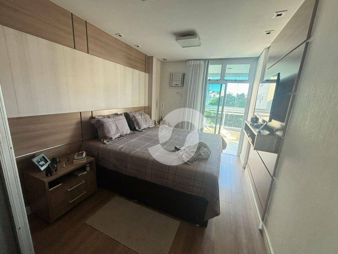 Cobertura à venda com 4 quartos, 250m² - Icaraí,Niterói