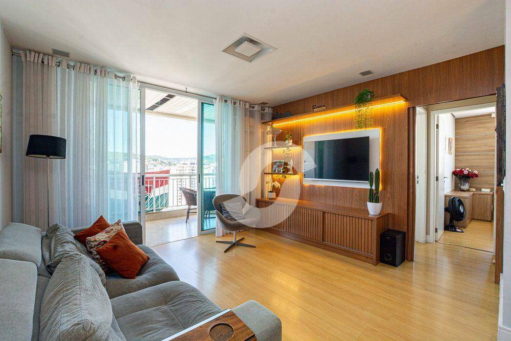 Cobertura à venda com 3 quartos, 176m² - Santa Rosa,Niterói