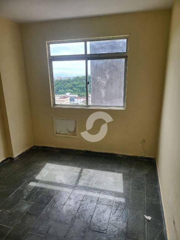  - Cobertura com 3 dormitórios à venda, 125 m² por R$ 300.000,00 - Centro - Niterói/RJ