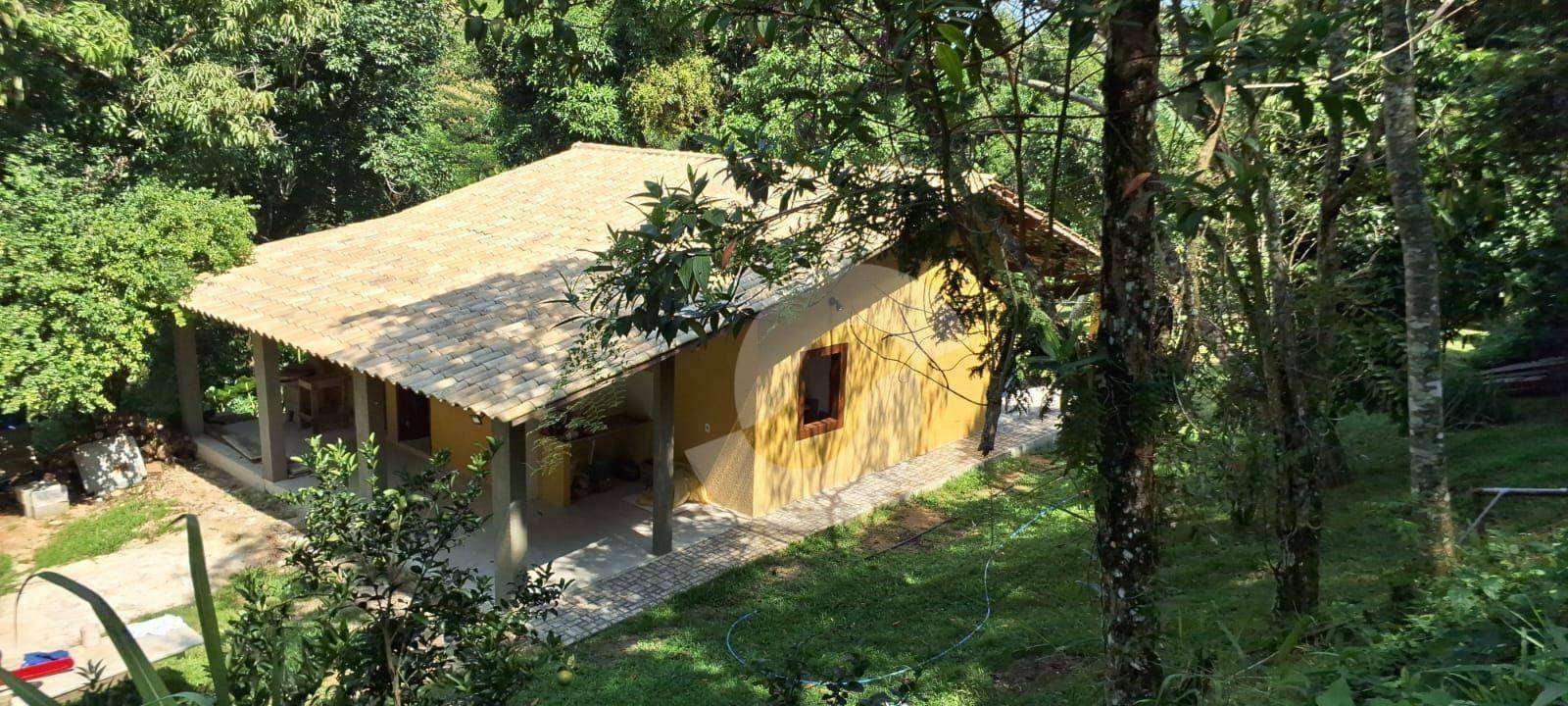Sítio à venda com 2 quartos, 118m² - Piratininga,Niterói