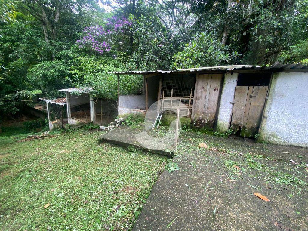  - Sítio com 2 dormitórios à venda, 26000 m² por R$ 180.000,00 - Várzea das Moças - Niterói/RJ