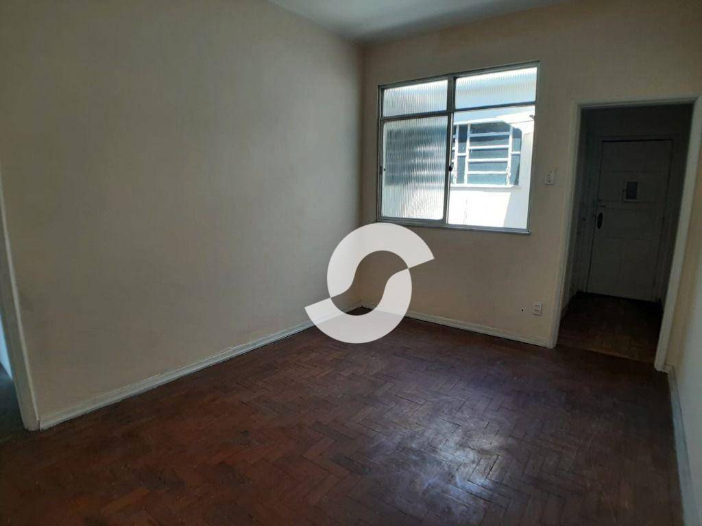  - Sobrado à venda, 132 m² por R$ 250.000,00 - Barreto - Niterói/RJ