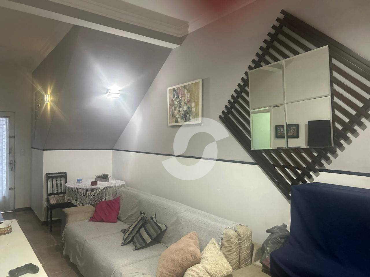 Sobrado à venda com 2 quartos, 450m² - Santa Rosa,Niterói
